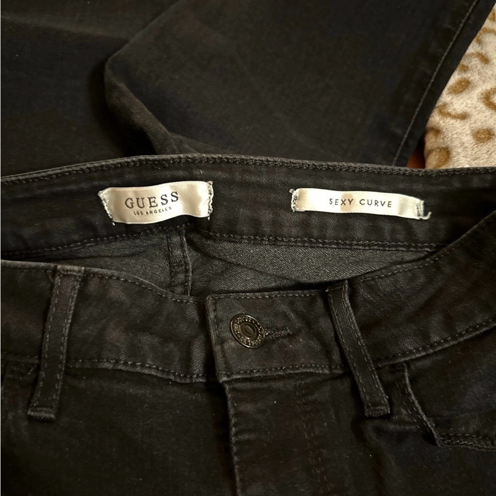 Guess Women's Black Skinny Jeans - Picture 6 of 6